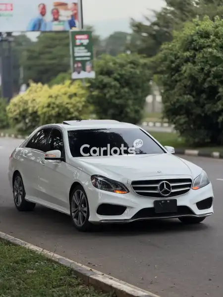 Foreign Used Mercedes-Benz E350 2014 White for sale in Asokoro, Abuja - thumbnail 3