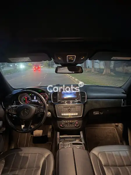 Foreign Used Mercedes-Benz GLE 350 2018 White for sale in Asokoro, Abuja - thumbnail 5