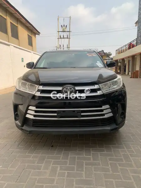 Foreign Used Toyota Highlander 2017 Black for sale in Ikosi, Lagos - thumbnail 2