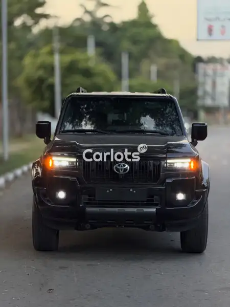 Brand New Toyota Prado 2025 Black for sale in Asokoro, Abuja - thumbnail 2