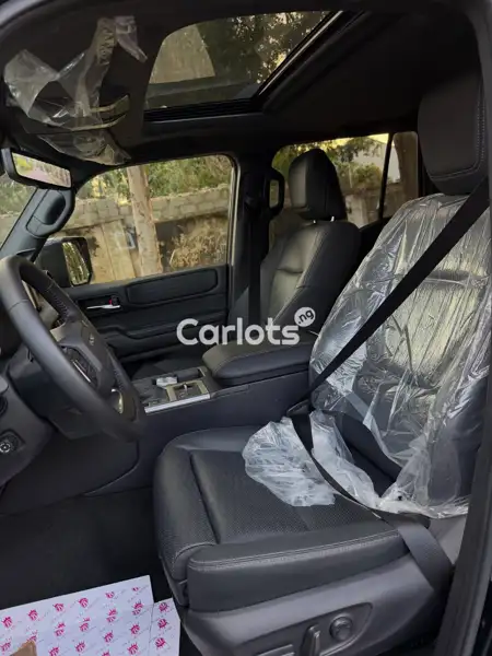 Brand New Toyota Prado 2025 Black for sale in Asokoro, Abuja - thumbnail 6