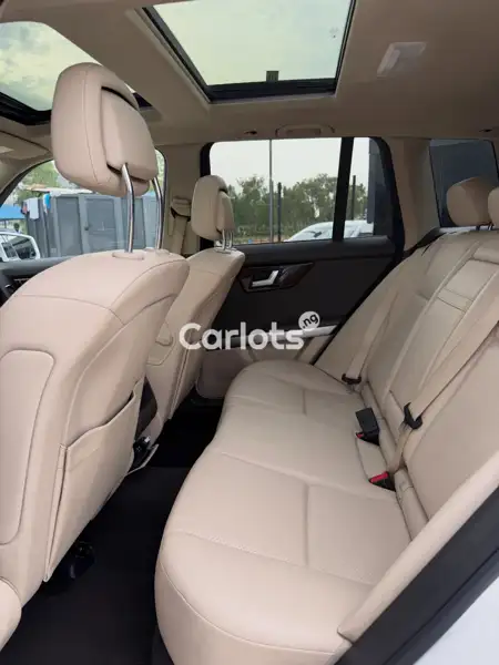 Foreign Used Mercedes-Benz GLK 2014 White for sale in Asokoro, Abuja - thumbnail 6