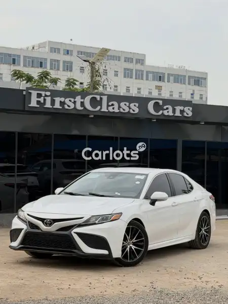Foreign Used Toyota Camry 2021 White for sale in Asokoro, Abuja - thumbnail 2