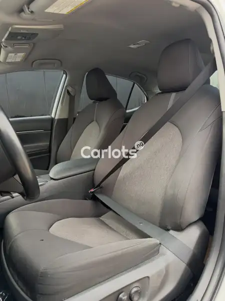 Foreign Used Toyota Camry 2021 White for sale in Asokoro, Abuja - thumbnail 3