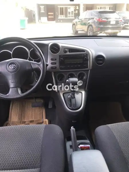 Foreign Used Toyota Matrix 2006 Black for sale in Lekki, Lagos - thumbnail 6