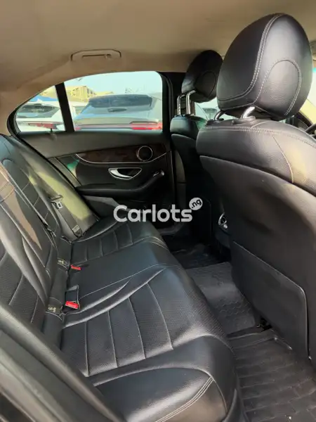 Foreign Used Mercedes-Benz C300 2015 Black for sale in Asokoro, Abuja - thumbnail 5
