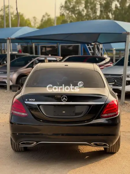Foreign Used Mercedes-Benz C300 2015 Black for sale in Asokoro, Abuja - thumbnail 7