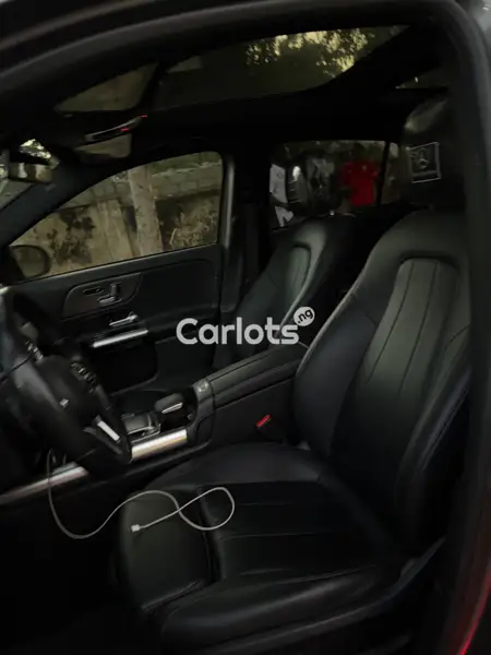 Nigerian Used Mercedes-Benz GLA 2020 Brown for sale in Asokoro, Abuja - thumbnail 6