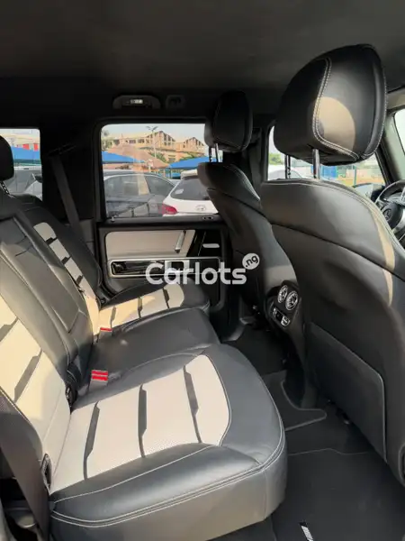 Foreign Used Mercedes-Benz G63 AMG 2020 Black for sale in Asokoro, Abuja - thumbnail 5