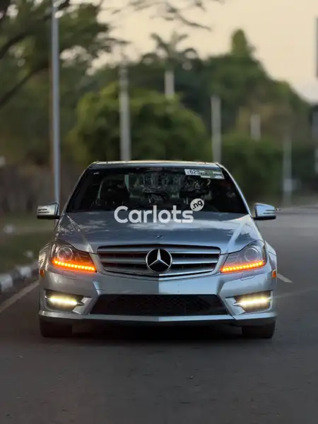 Foreign Used Mercedes-Benz C300 2013 Other for sale in Asokoro, Abuja - thumbnail 2