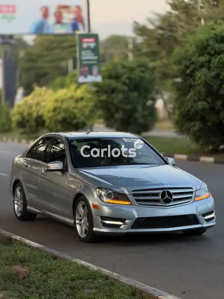Foreign Used Mercedes-Benz C300 2013 Other for sale in Asokoro, Abuja - thumbnail 3