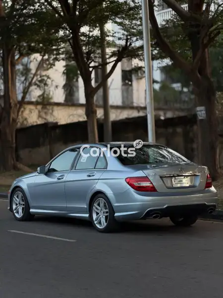 Foreign Used Mercedes-Benz C300 2013 Other for sale in Asokoro, Abuja - thumbnail 7