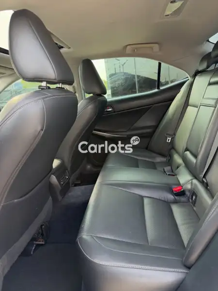 Foreign Used Lexus IS 250 2015 Black for sale in Asokoro, Abuja - thumbnail 5