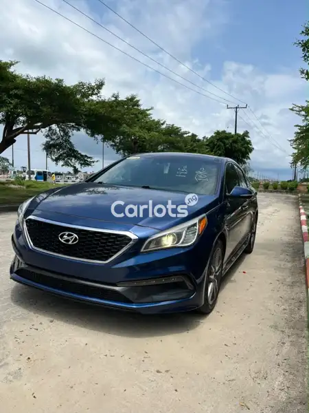 Foreign Used Hyundai Sonata 2016 Blue for sale in Ajah, Lagos