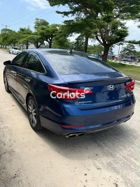 Foreign Used Hyundai Sonata 2016 Blue for sale in Ajah, Lagos - thumbnail 6