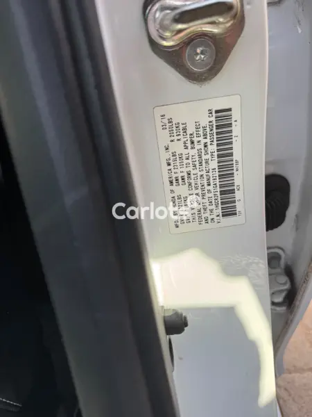Foreign Used Honda Accord 2016 White for sale in Kano - thumbnail 6
