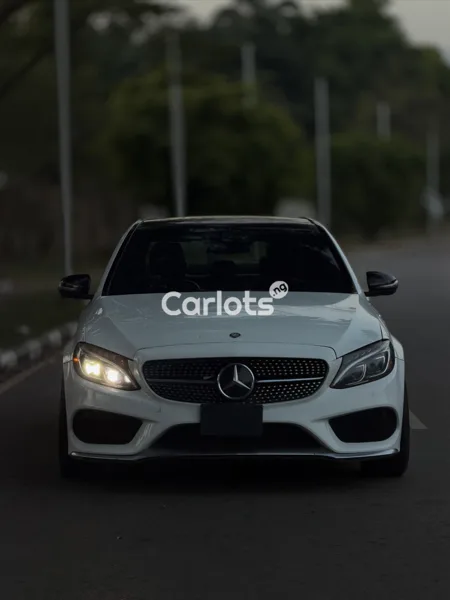 Nigerian Used Mercedes-Benz C450 2016 White for sale in Asokoro, Abuja - thumbnail 2