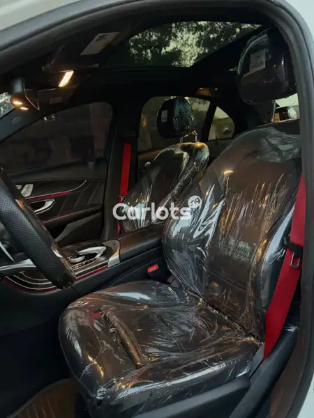 Nigerian Used Mercedes-Benz C450 2016 White for sale in Asokoro, Abuja - thumbnail 6