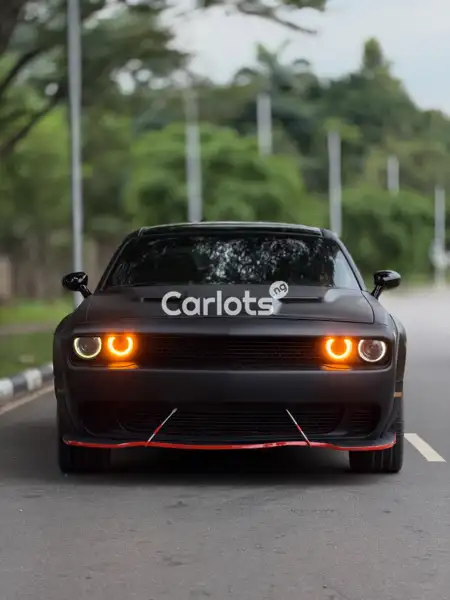 Nigerian Used Dodge Challenger 2018 Black for sale in Asokoro, Abuja - thumbnail 2